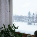 Жилая площадь 68.7m2.Второй этаж. Есть Балкон. Квартира состоит из: прихожей, гостиной, кухни, ванной / туалета, балкона. В квартире сделан косметический ремонт. Комнаты все раздельные.