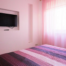 В аренду предлагается 2-комнатная квартира общей площадью 54 м., расположены в 5 минутах пешком от остановки и заправки.