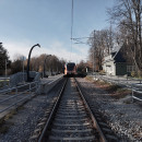 Загородная 1 - ком. квартира, 5 этаж , дом блок,балкон 5 м 2, сделан ремонт 3 года назад, окна выходят на лес, очень тихое место, поют птицы